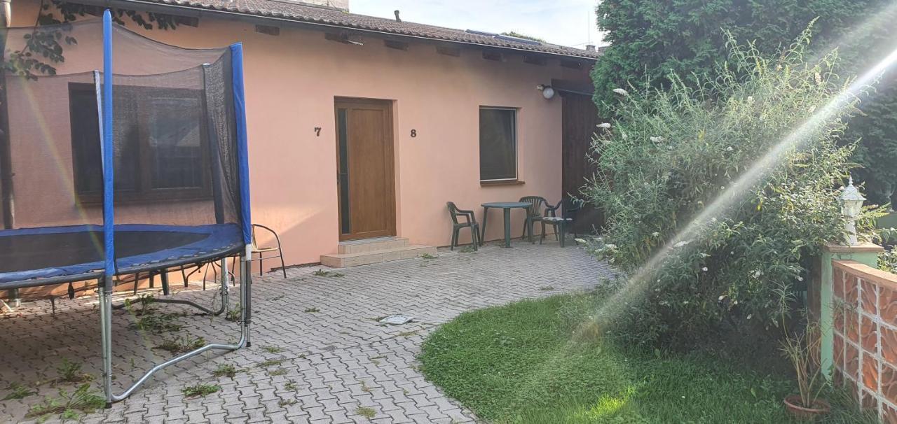 Penzion U Kohoutka Pardubice Esterno foto